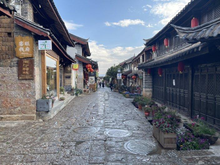 探索不吃晚饭和少食多餐哪个更利于减肥?,开启知识星球的精彩旅程